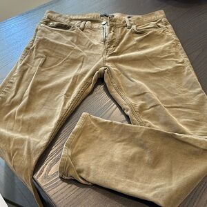 Banana Republic traveler pant